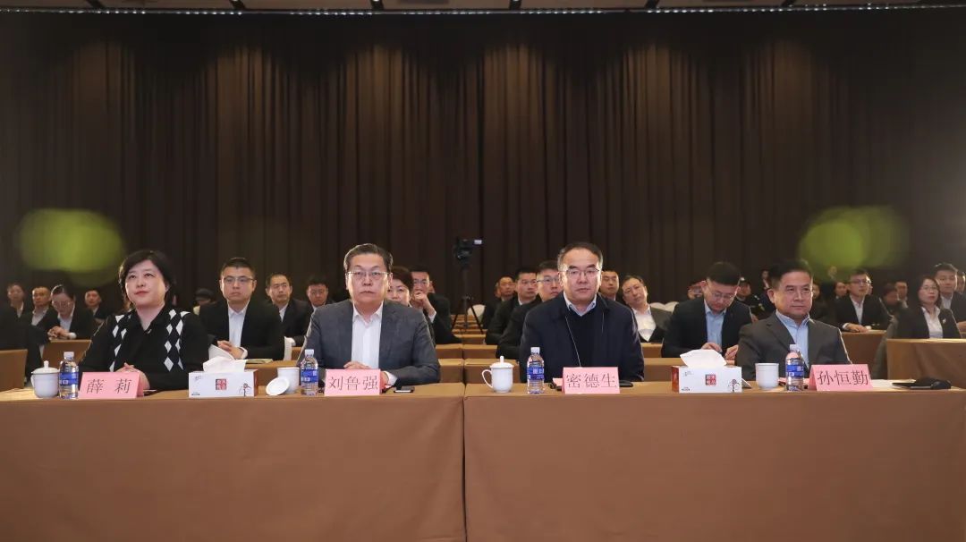 9cfd800d6ae7710859fc413013cc519f.jpg